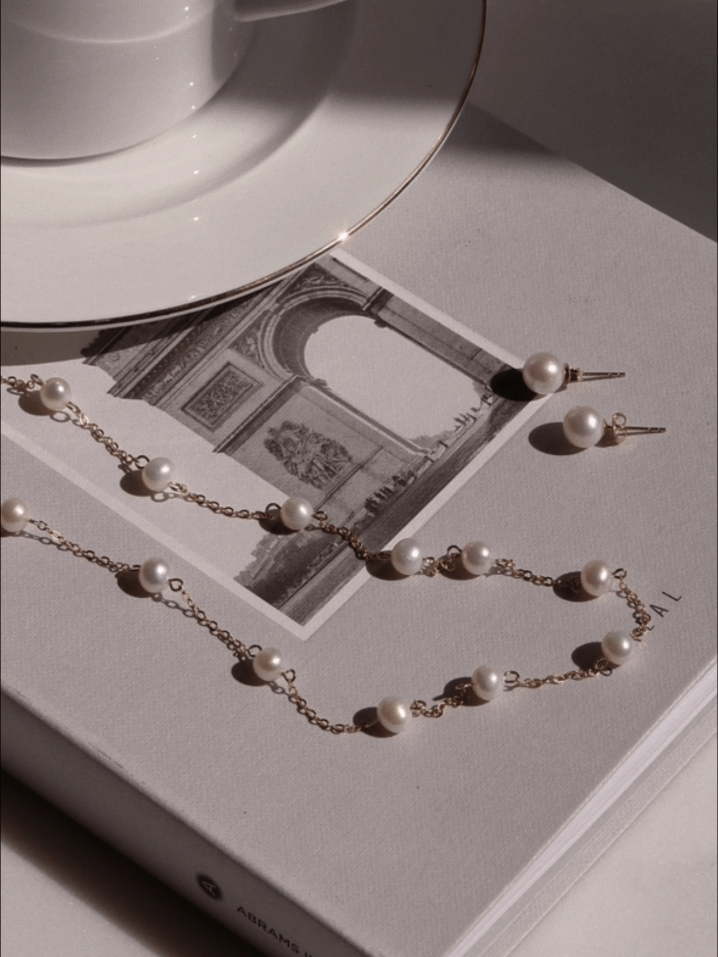 Sophia Mini Freshwater Pearl Choker - Image 5